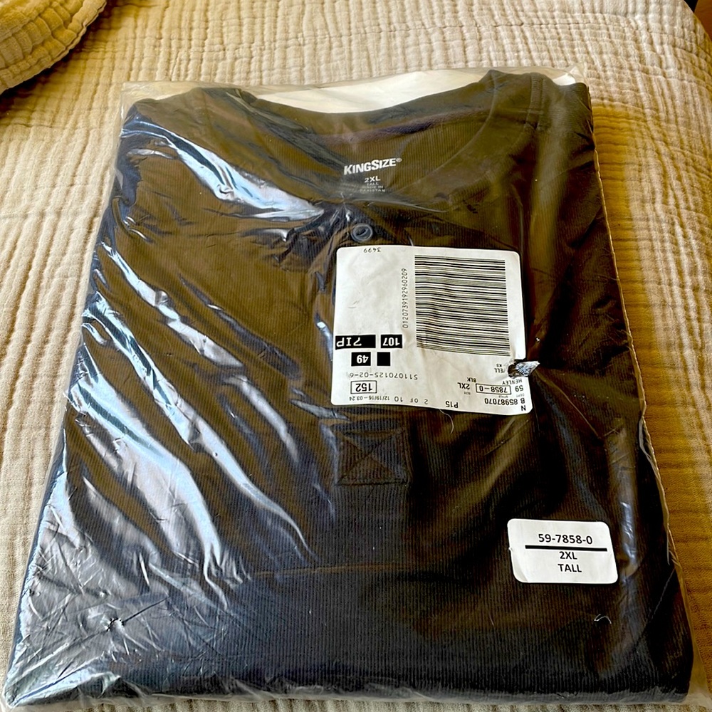 Brand new men’s Henley long sleeve